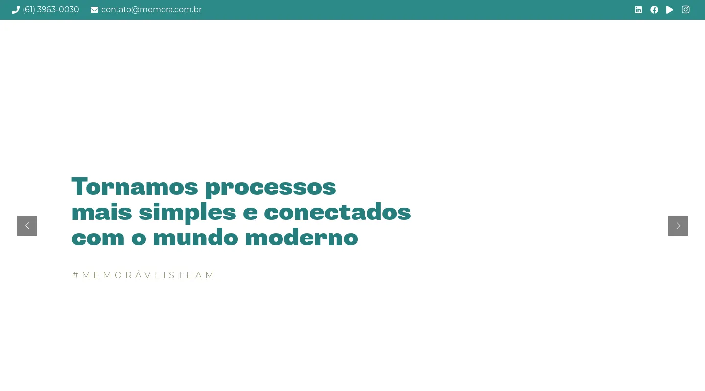 Screenshot da página inicial do site da Software House "Memora"