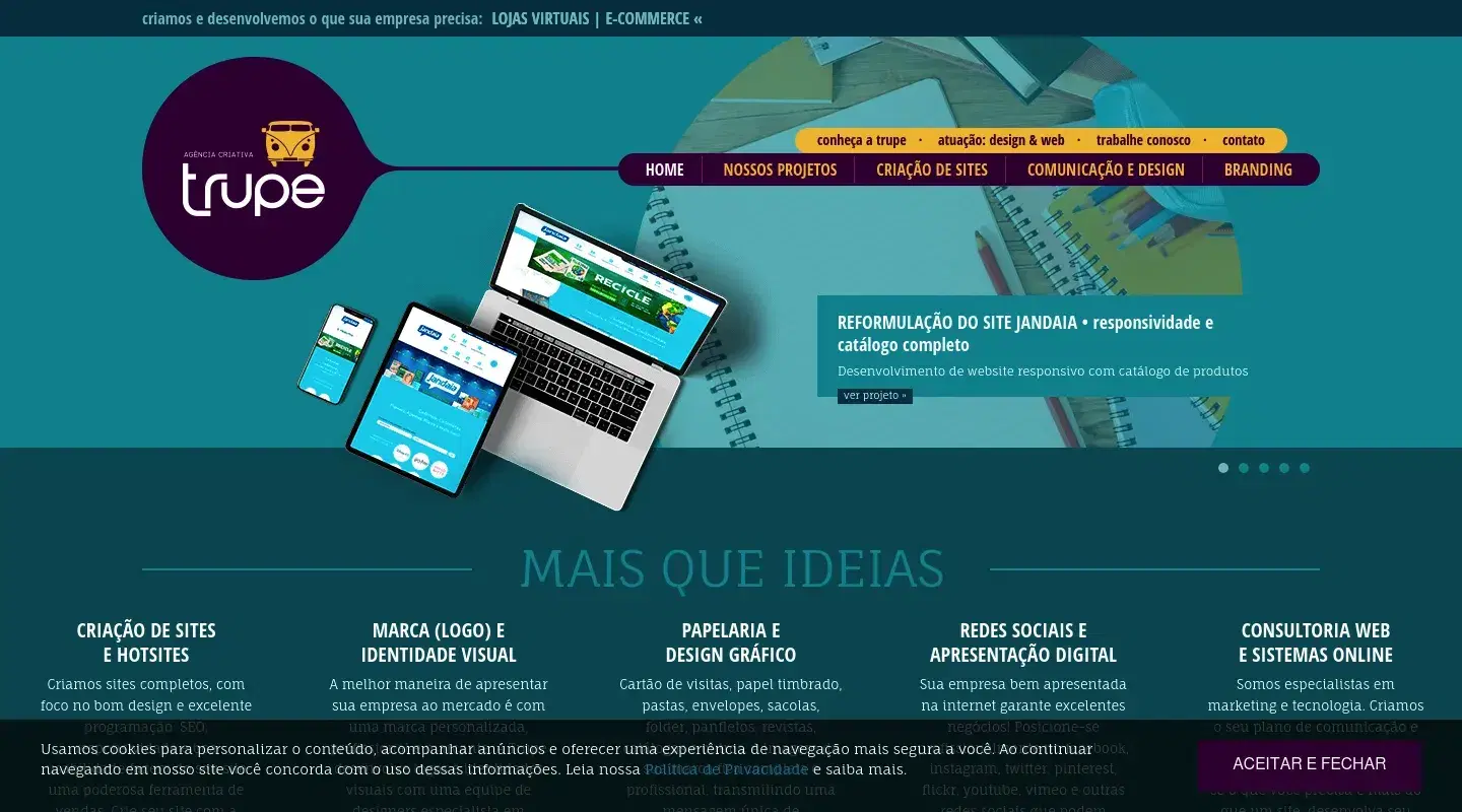 Screenshot da página inicial do site da Software House "Trupe Agência Criativa"